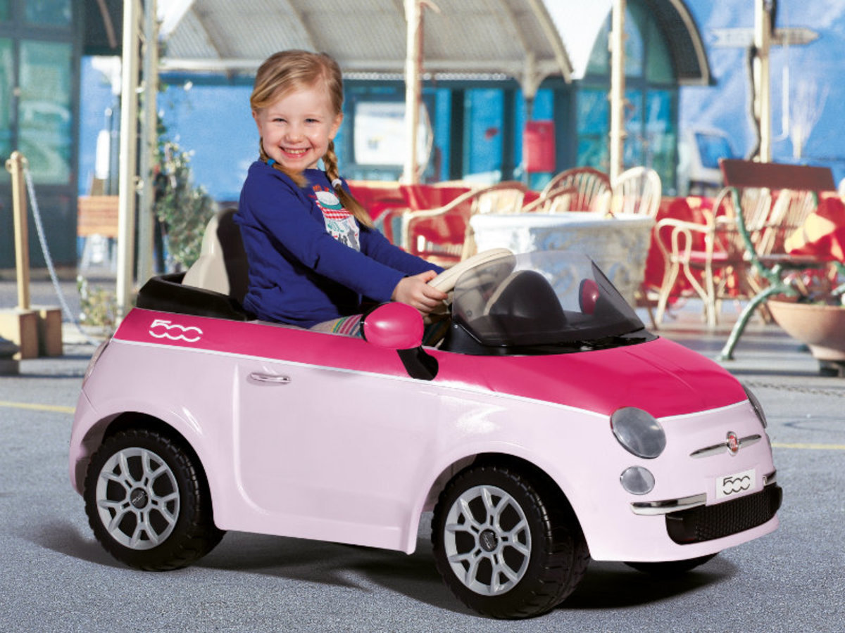 Fiat 500 салон розовый