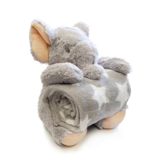 Children's blanket with elephant plushie