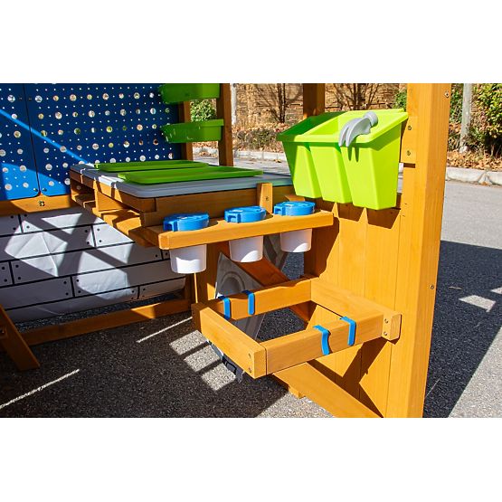 2Kids Toys Garden House Hobby Workshop