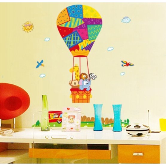 Wall Decoration - Animals in Hot Air Balloon