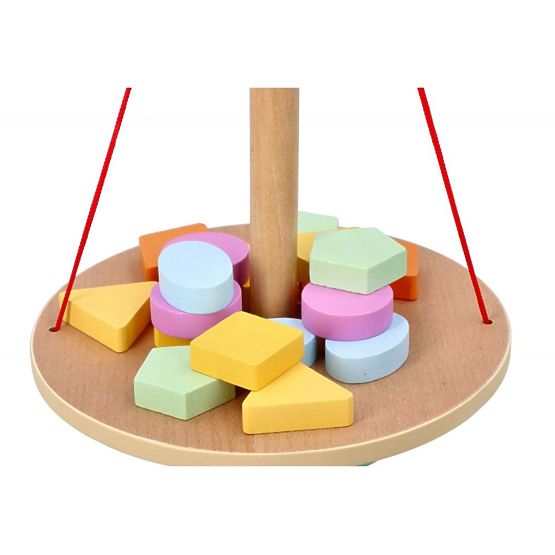 A balancing game with a fox