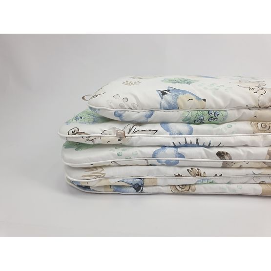 Bedding with filling - Hedgehog and friends
