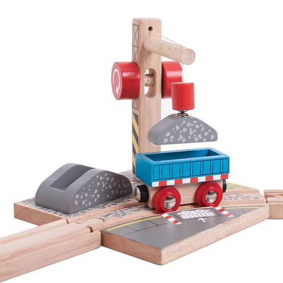 Bigjigs Rail Crane with gravel