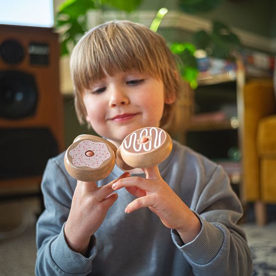 Bigjigs Toys Box with Donuts