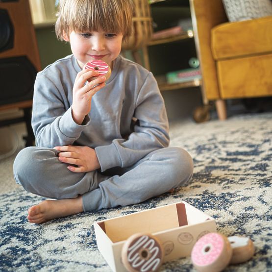 Bigjigs Toys Box with Donuts