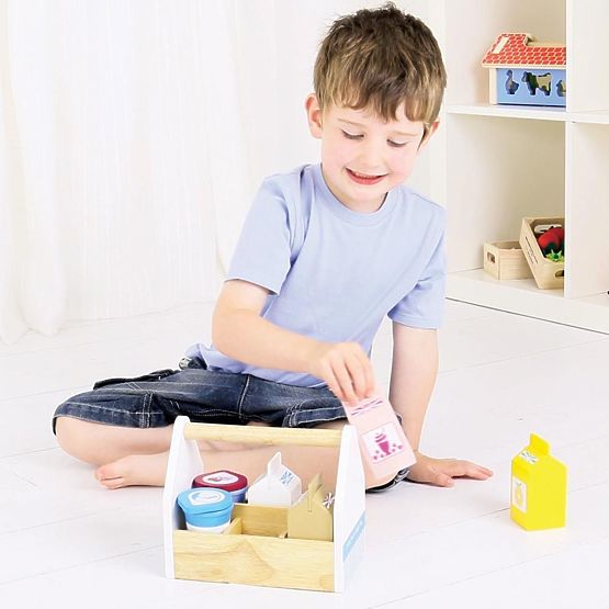 Bigjigs Toys Cocktail products in a portable box