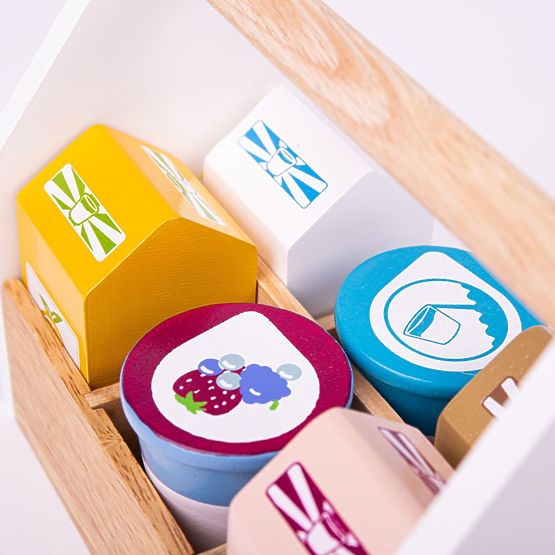 Bigjigs Toys Cocktail products in a portable box