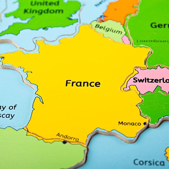 Bigjigs Toys Wooden puzzle map of Europe 25 pieces