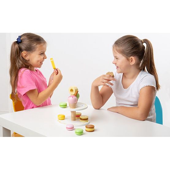 Bigjigs Toys Wooden stand with sweet treats