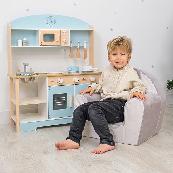 Blueberry - Wooden Kitchen with Accessories