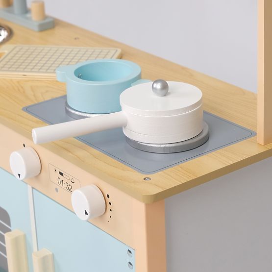 Blueberry - Wooden Kitchen with Accessories