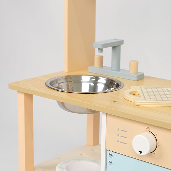 Blueberry - Wooden Kitchen with Accessories