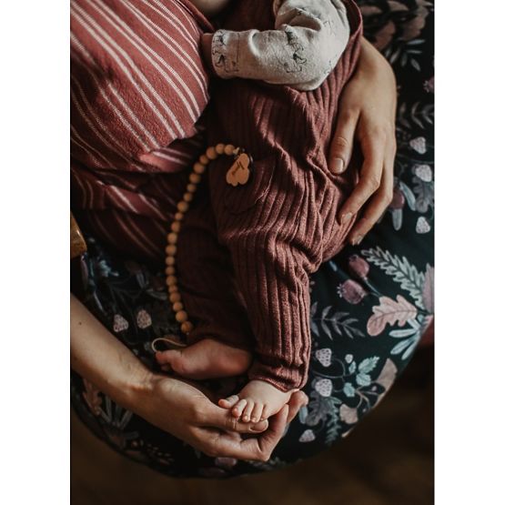 Breastfeeding pillow Secret garden