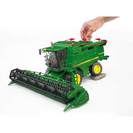 Bruder Combine Harvester JOHN DEERE T670i