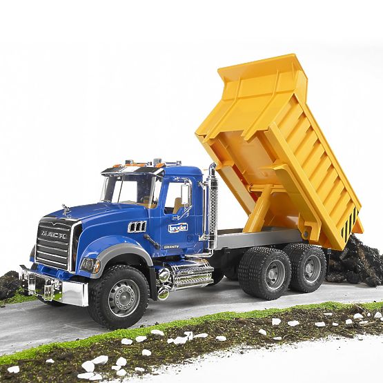 Bruder MACK Granite Dump Truck