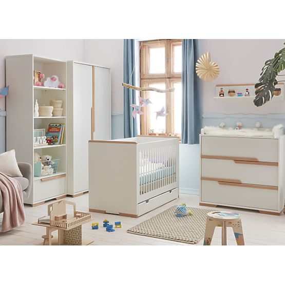 Chest of Drawers Snap