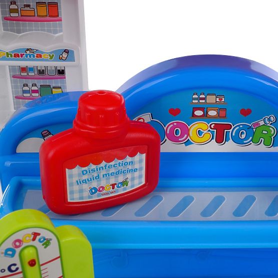 Children playing set Doctor