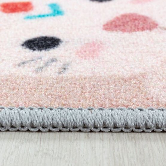 Children's carpet - Jumping shot