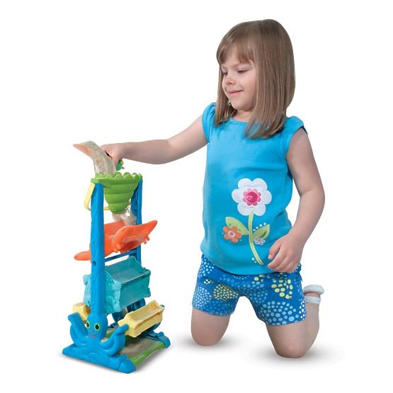 Colored sand and water grinder