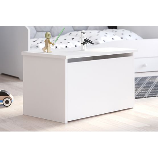 Daria White Toy Chest