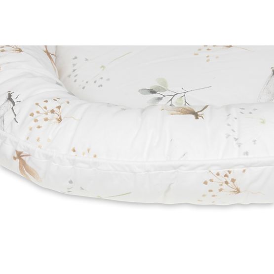 Dragonfly cotton nest