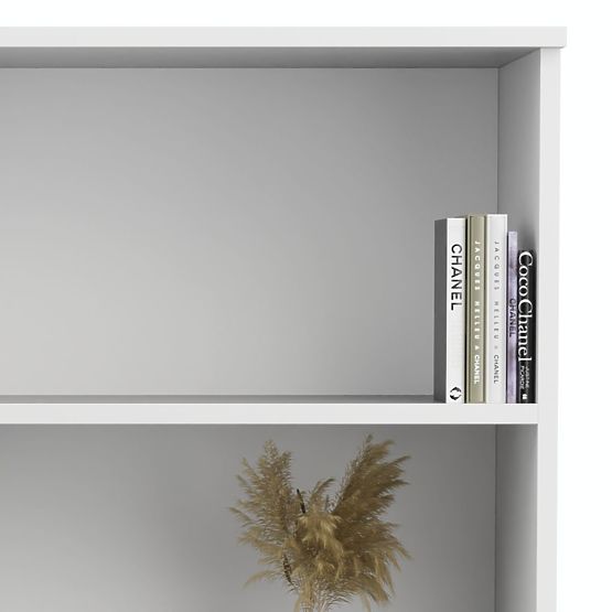 Fondi White Cabinet, Scandinavian