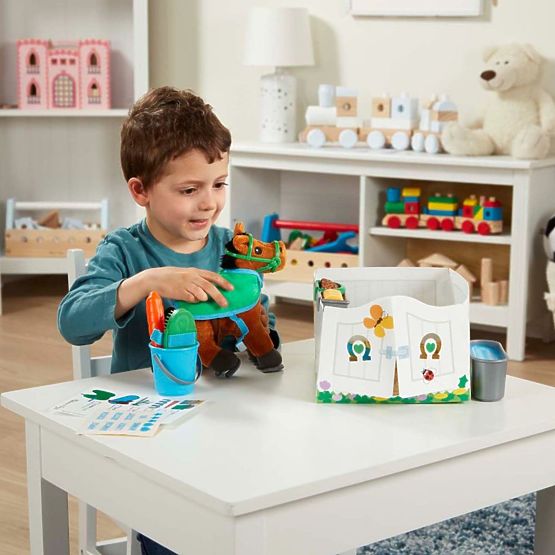 Horse care - play set