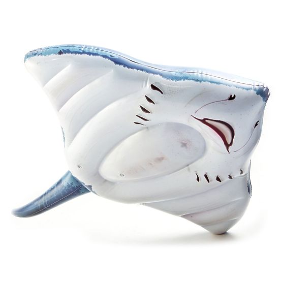 Inflatable stingray for children