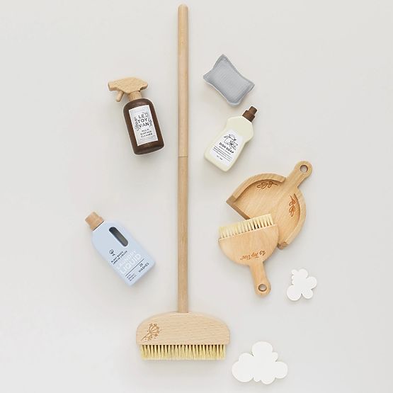 Le Toy Van Eco-Friendly Cleaning Set