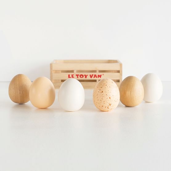 Le Toy Van Farm eggs in a crate