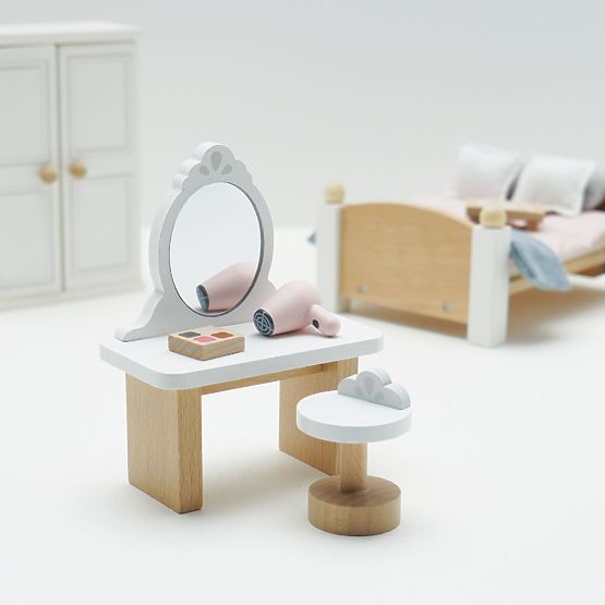 Le Toy Van Furniture Daisylane bedroom