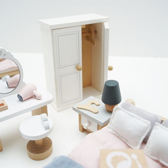 Le Toy Van Furniture Daisylane bedroom