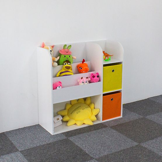 Library with organizers