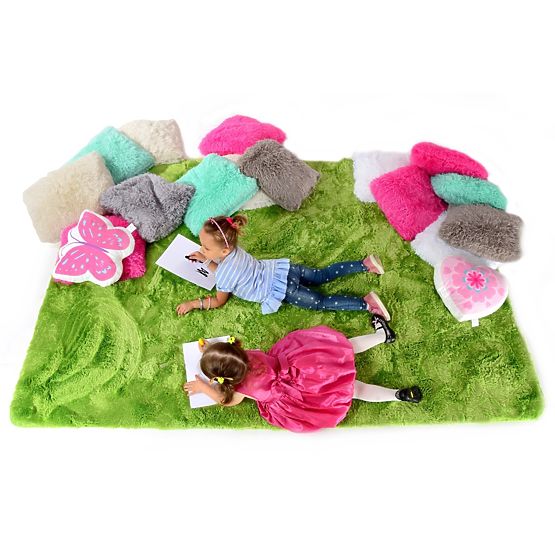 MEADOW Children's Plush Rug
