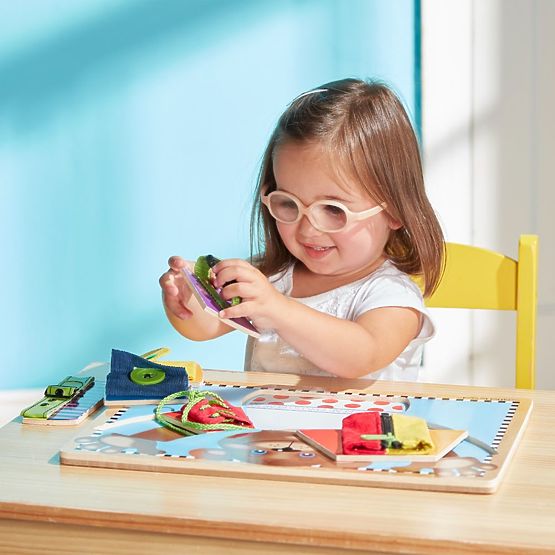 Melissa and Doug - Motor Skills Board Dress the Bear