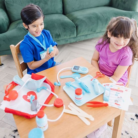 Melissa & Doug medical kit