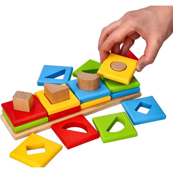 Motorized wooden toy - recognition of shapes