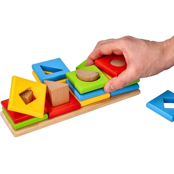 Motorized wooden toy - recognition of shapes