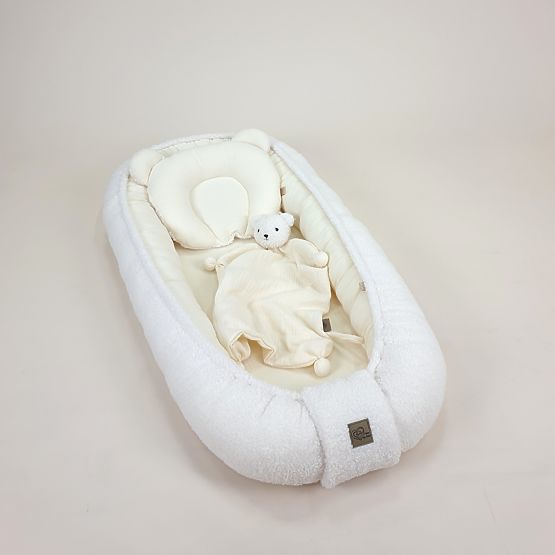 Muslin and Teddy Fleece Baby Nest - Ecru