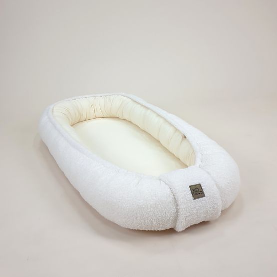 Muslin and Teddy Fleece Baby Nest - Ecru