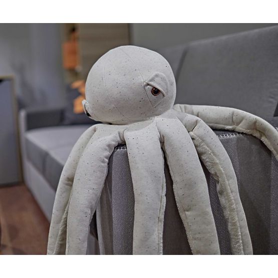Plush squid - ecru
