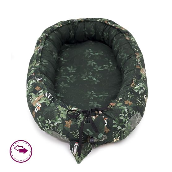 Reversible nest The life in woods