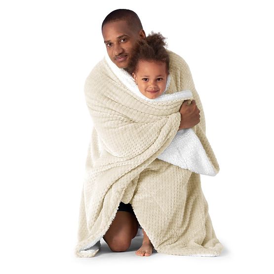 SHLEEPY Blanket Beige Color with Jacquard Pattern Classic Style 220x240