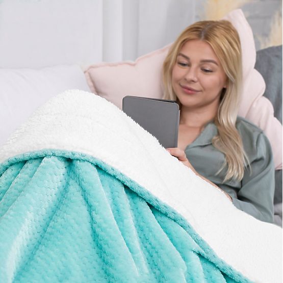 SHLEEPY Blanket Turquoise Color Embossed Jacquard Classic Style 130x180