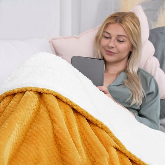 SHLEEPY Orange Throw with Jacquard Pattern Classic Style 170x210