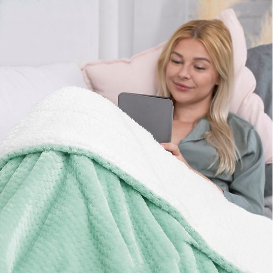 SHLEEPY Throw Mint Color Embossed Jacquard Classic Style 220x240