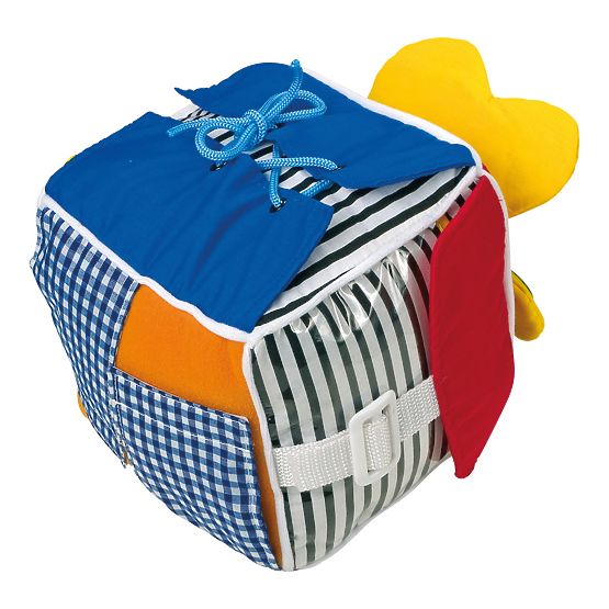 Small Foot Plush toy cube for the little ones