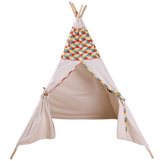 Teepee Indian with pillow