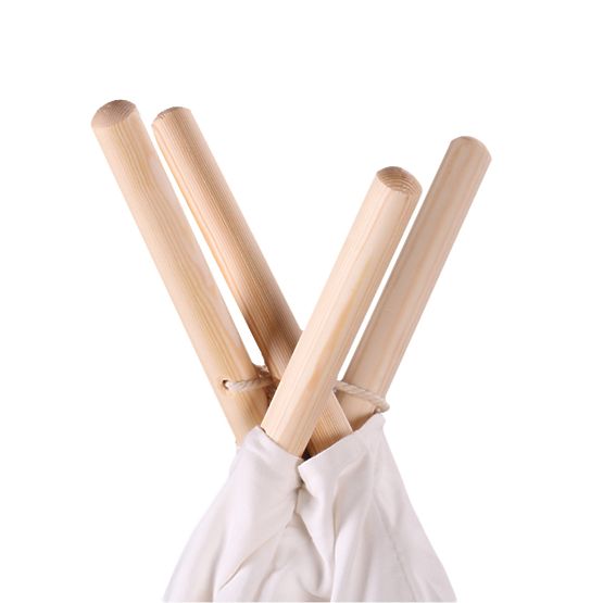 Teepee Indian with pillow