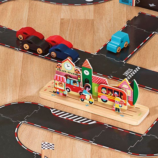 Vilac Wooden Logic Game Build It Right! City